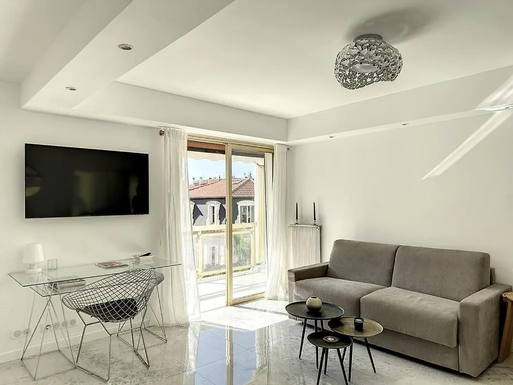 Cannes Centre 1 Bedroom Et Sofa 0*,  Франция